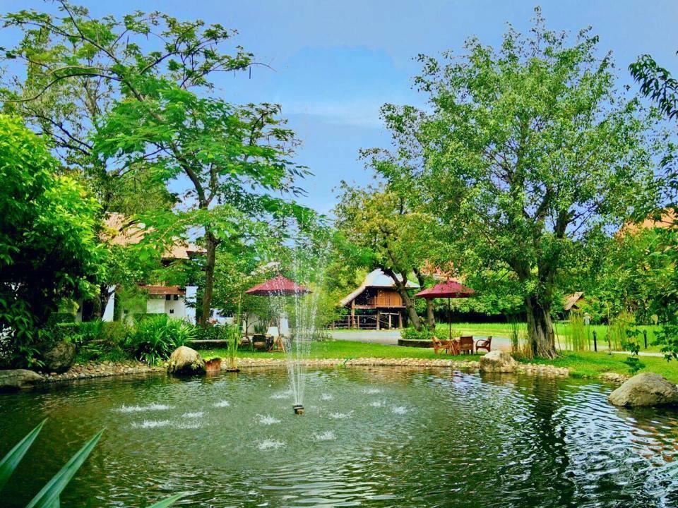 Chompor Lanna Hotel Chiang Mai Exterior photo